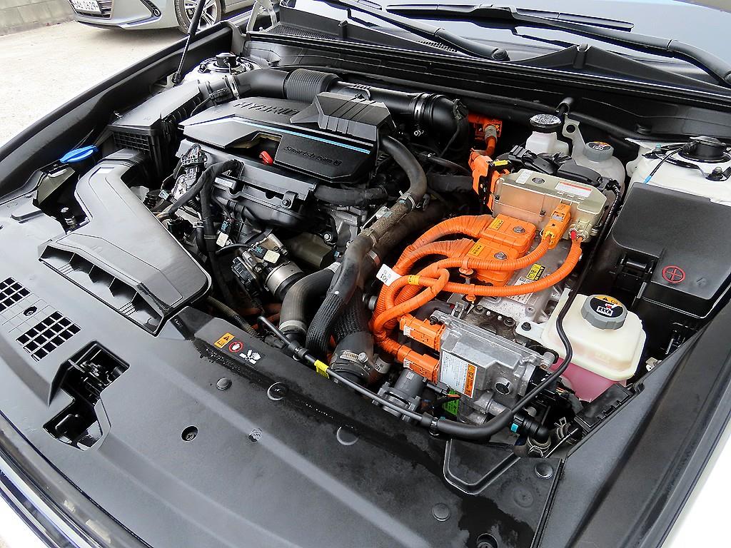 HYUNDAI Grandeur 2023 Blanco - Importación desde Corea - HF Imports Iquique - Foto 19