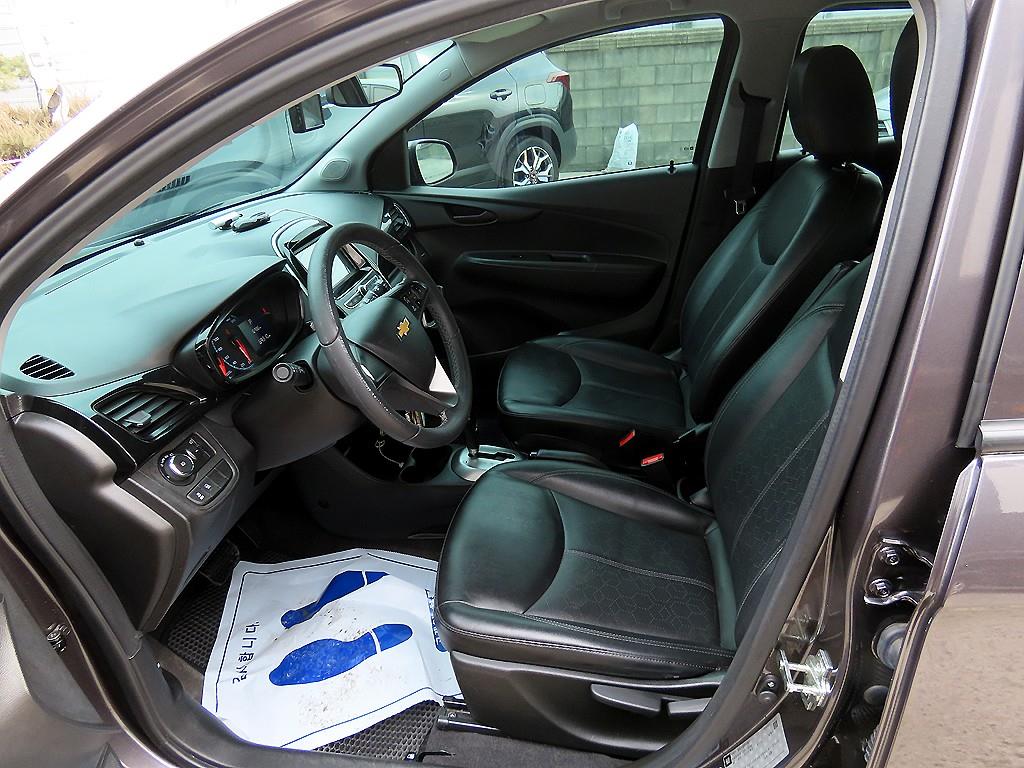 Chevrolet Spark - Vista 5