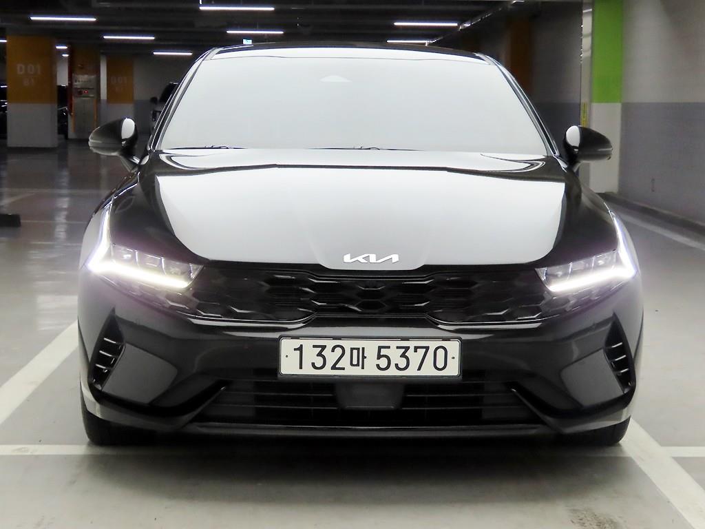 KIA K5 2023 Negro - Importación desde Corea - HF Imports Iquique - Foto 1