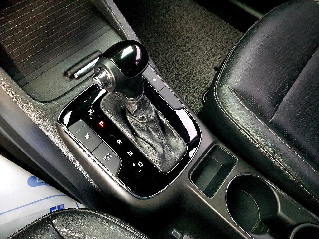 KIA K3 2016 Plateado - Importación desde Corea - HF Imports Iquique - Foto 15