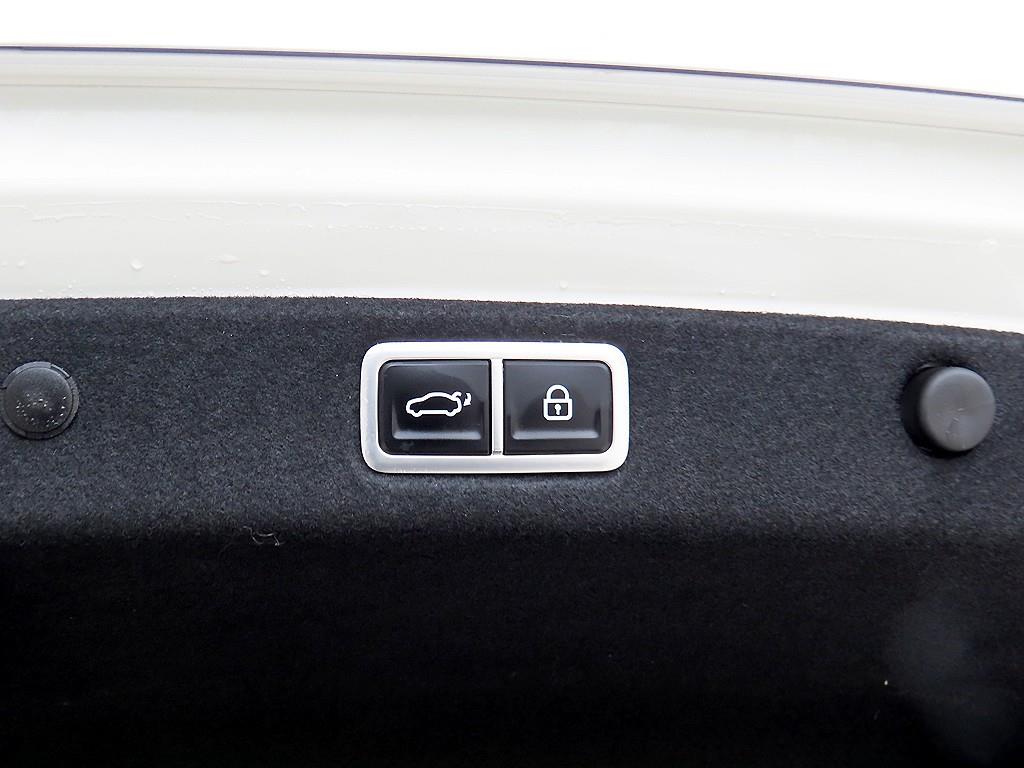 HYUNDAI Grandeur 2023 Blanco - Importación desde Corea - HF Imports Iquique - Foto 15