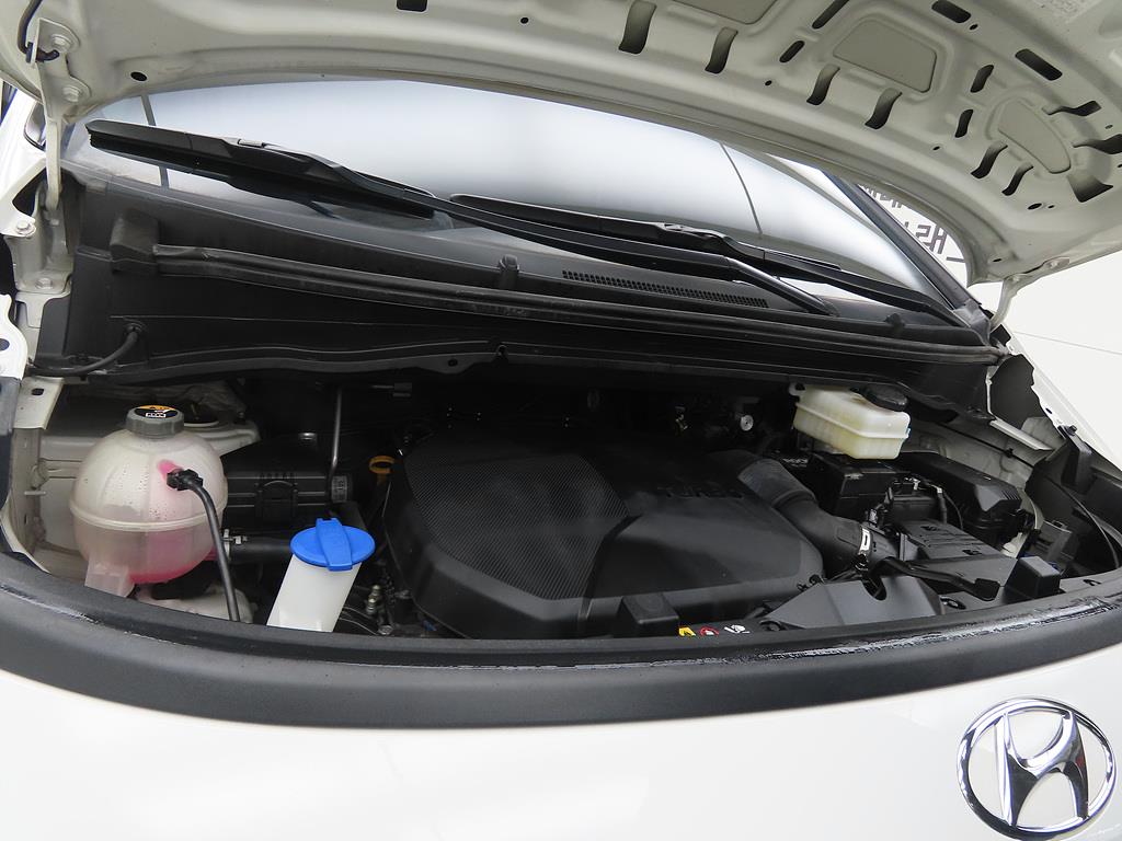 HYUNDAI Staria 2022 Blanco - Importación desde Corea - HF Imports Iquique - Foto 19