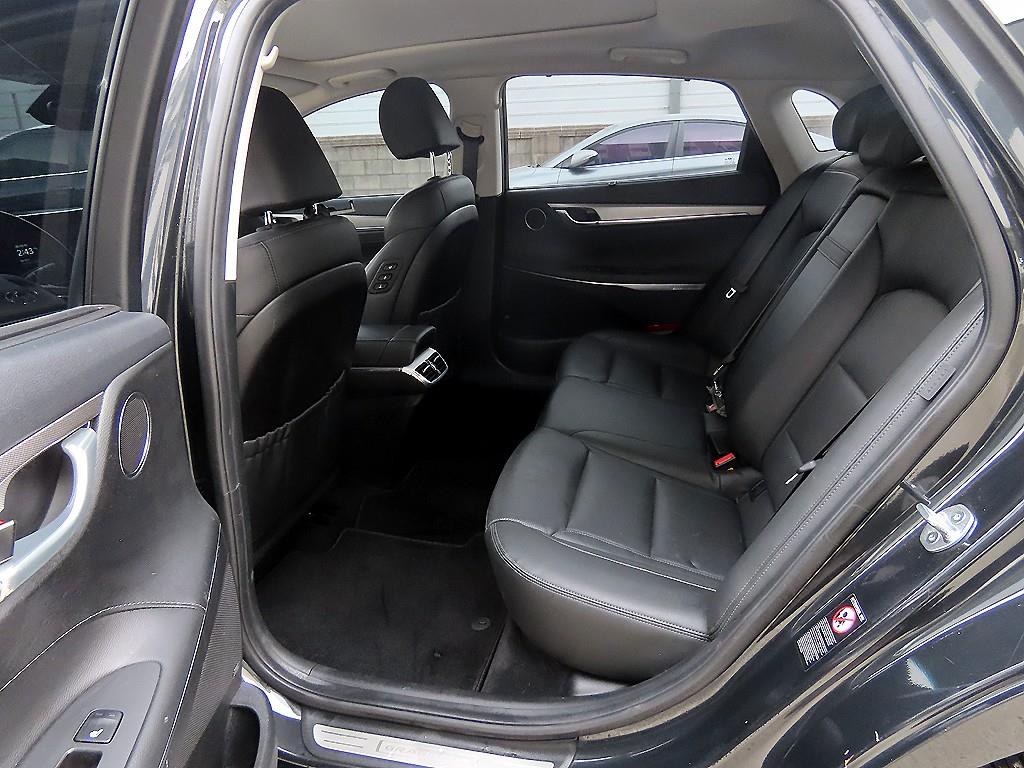 HYUNDAI Grandeur - Vista 6