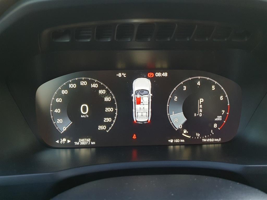 Volvo XC90 - Vista 5