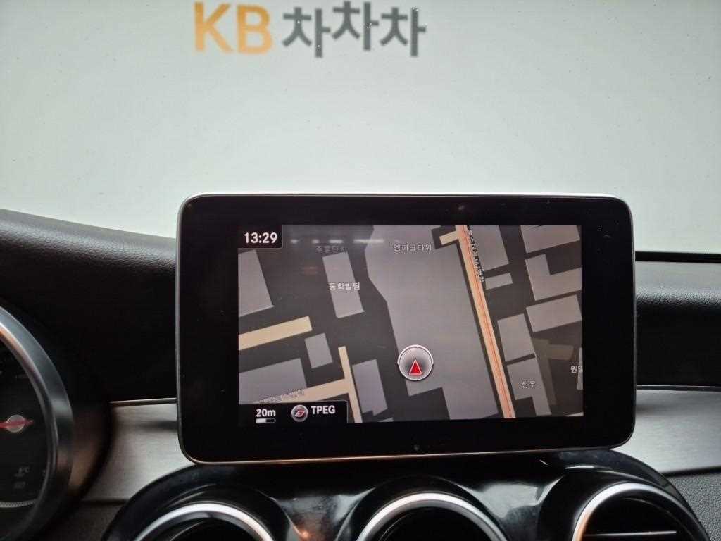 Mercedes Benz C Class 2015 Blanco - Importación desde Corea - HF Imports Iquique - Foto 14