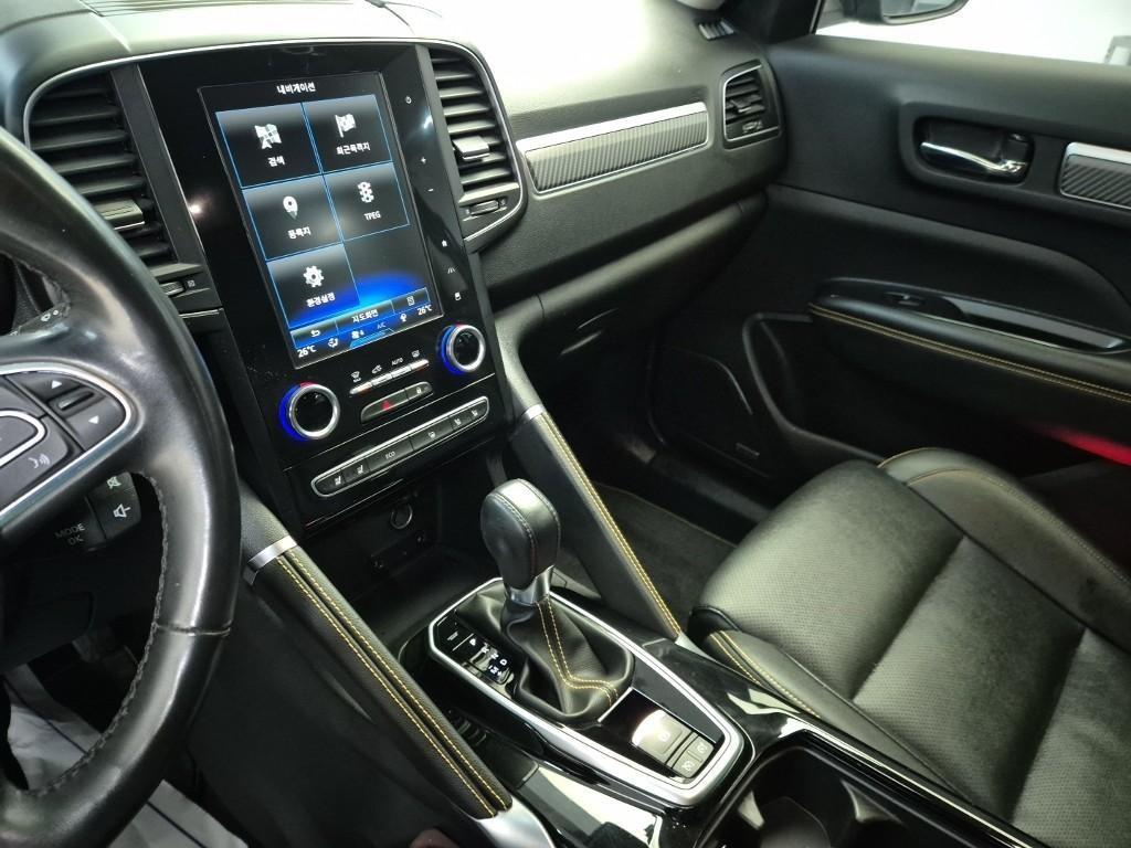 SAMSUNG QM6 - Vista 10