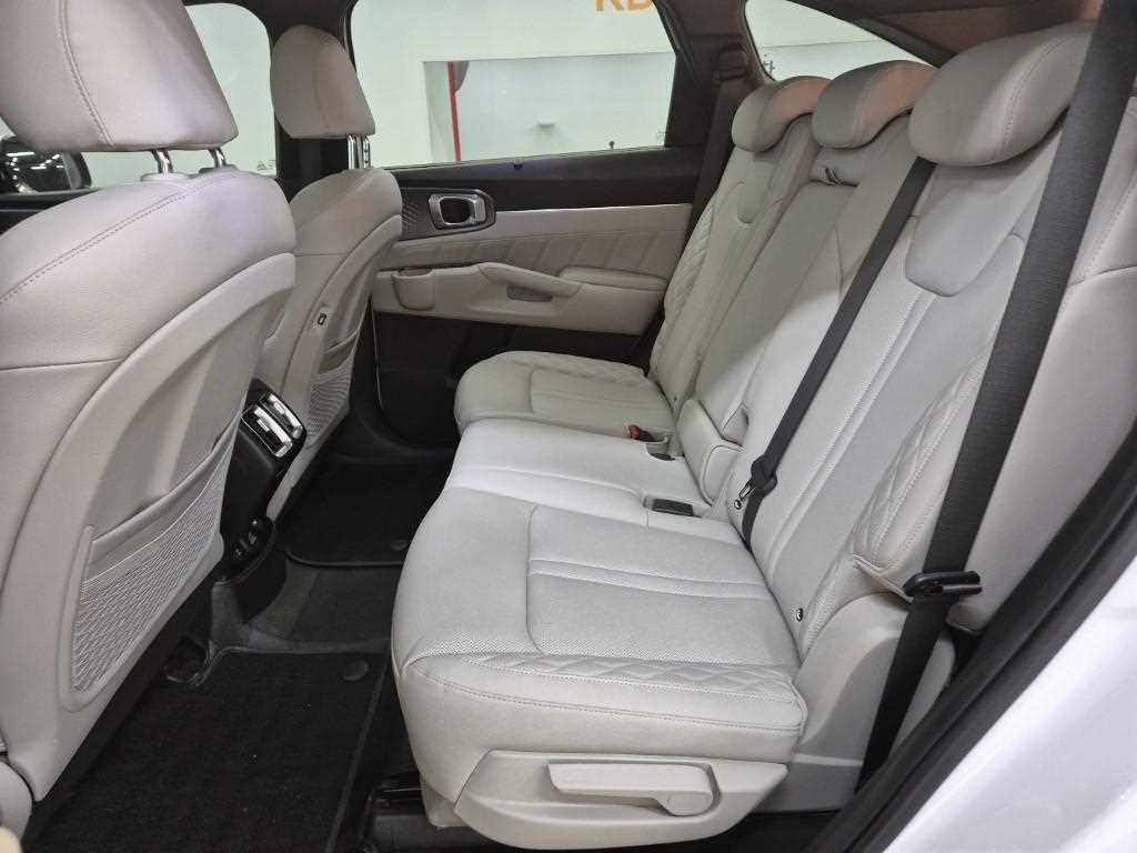 KIA Sorento - Vista 12