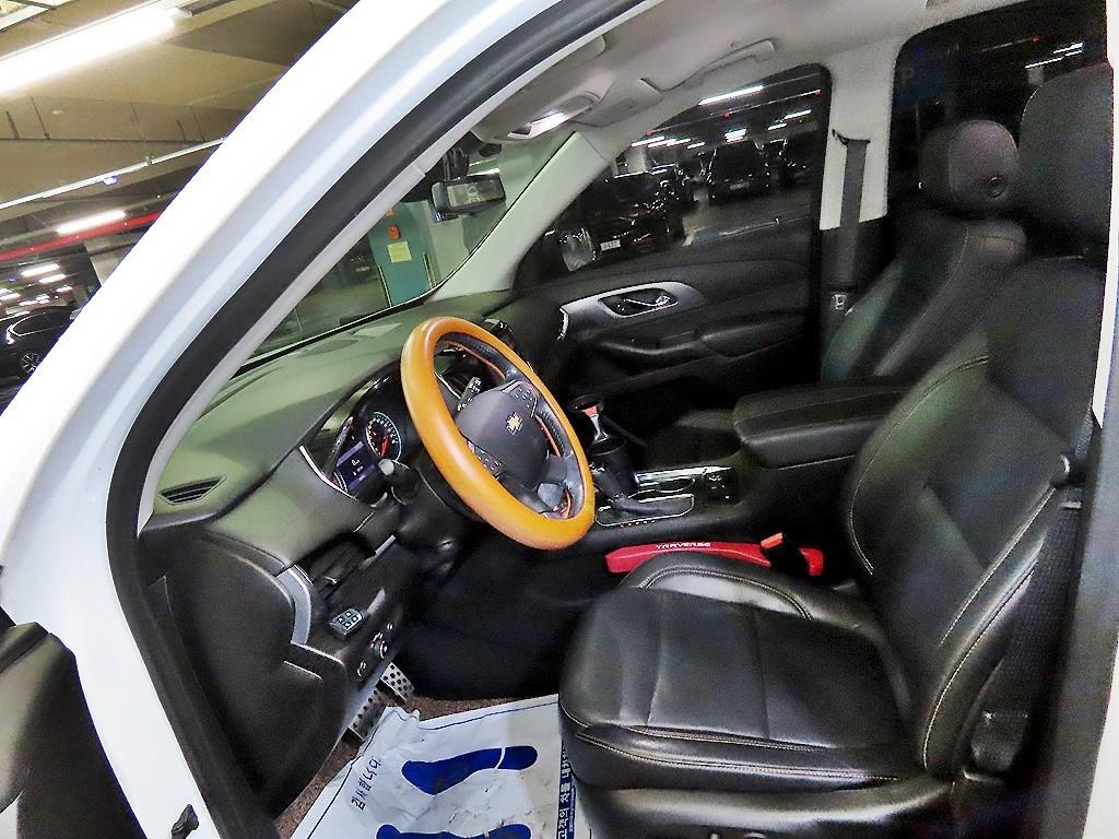 Chevrolet Travers - Vista 6