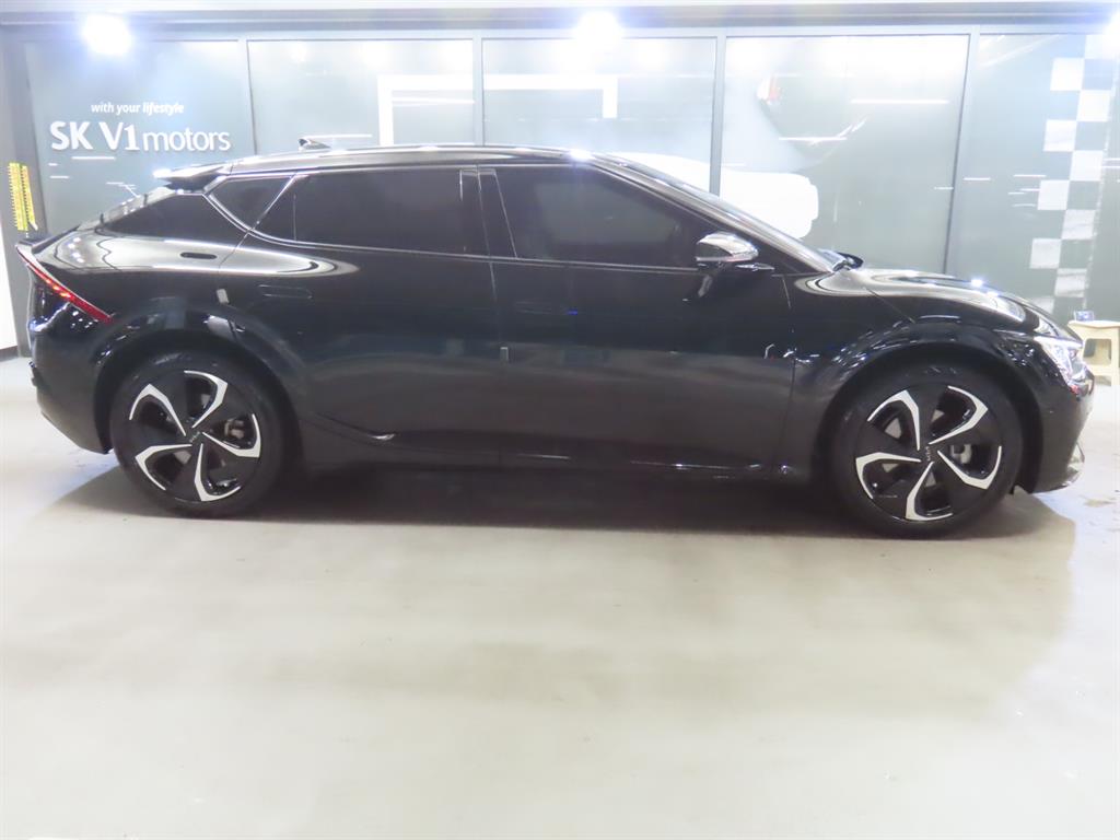 KIA EV6 - Vista 5