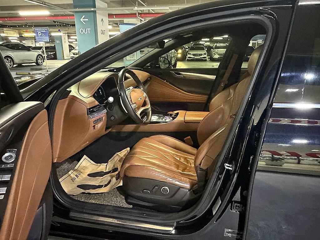 Genesis G80 - Vista 7