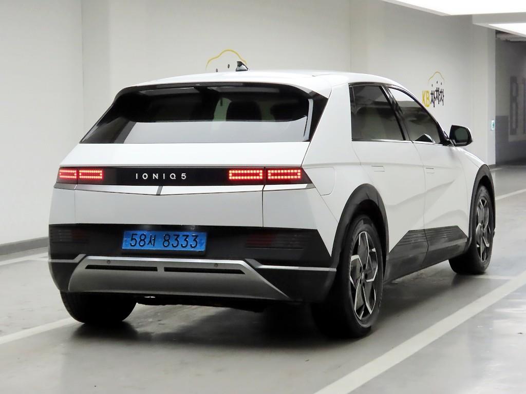 HYUNDAI Ioniq 5 - Vista 4