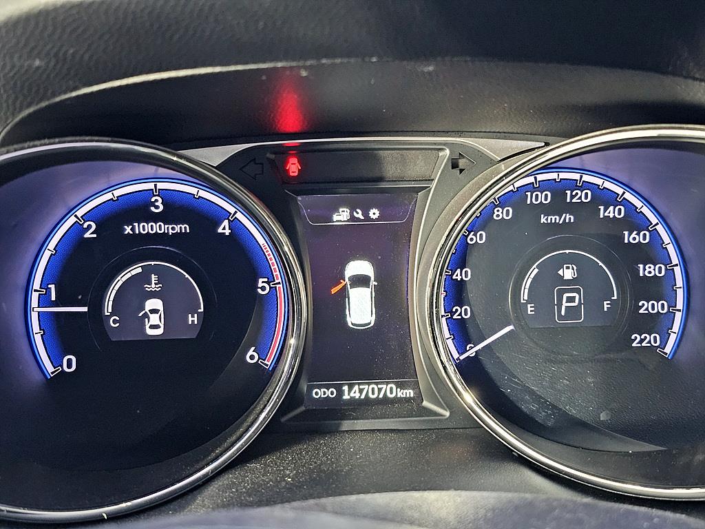 HYUNDAI Tucson - Vista 7