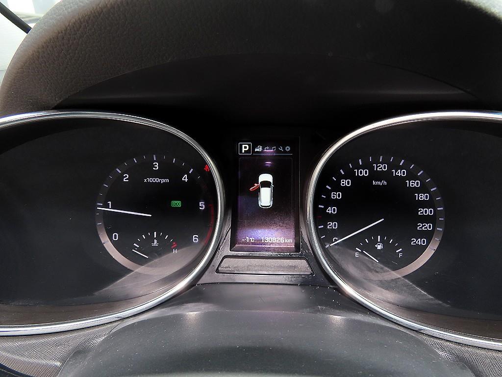 HYUNDAI Santa Fe - Vista 9
