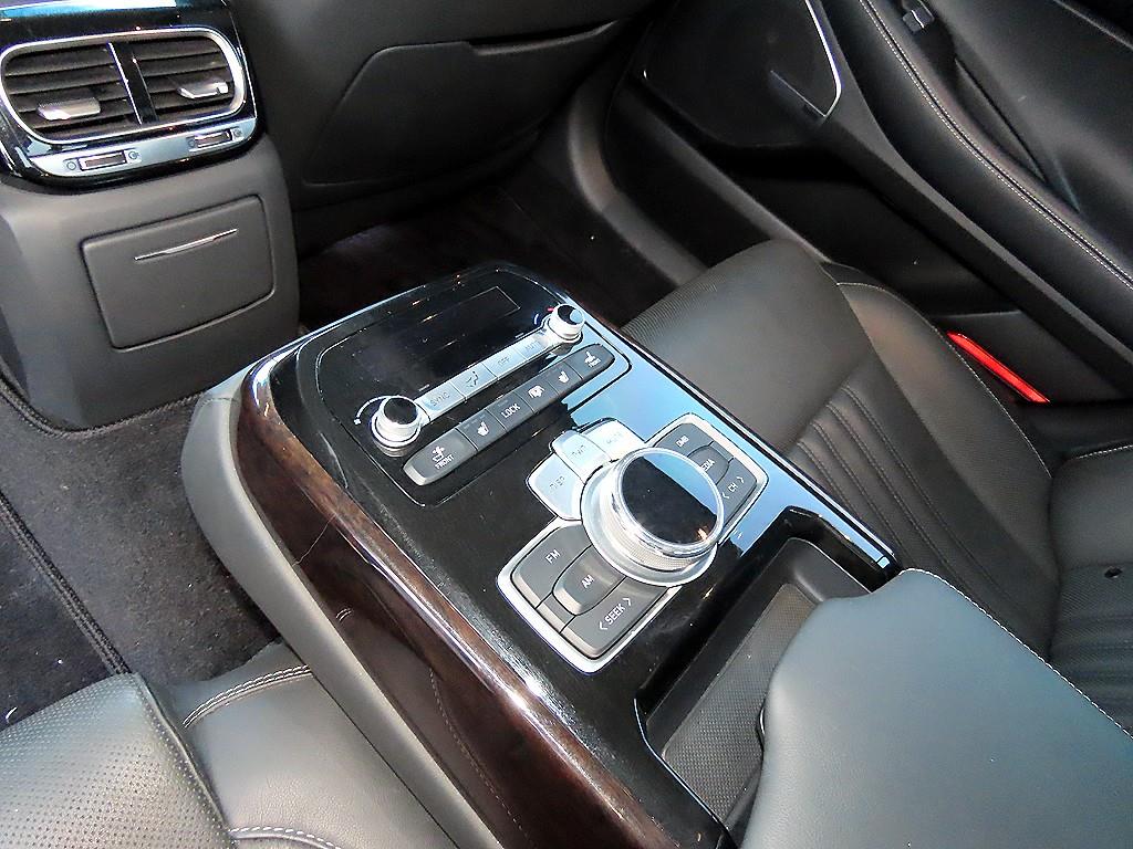 Genesis G90 2019 Negro - Importación desde Corea - HF Imports Iquique - Foto 16