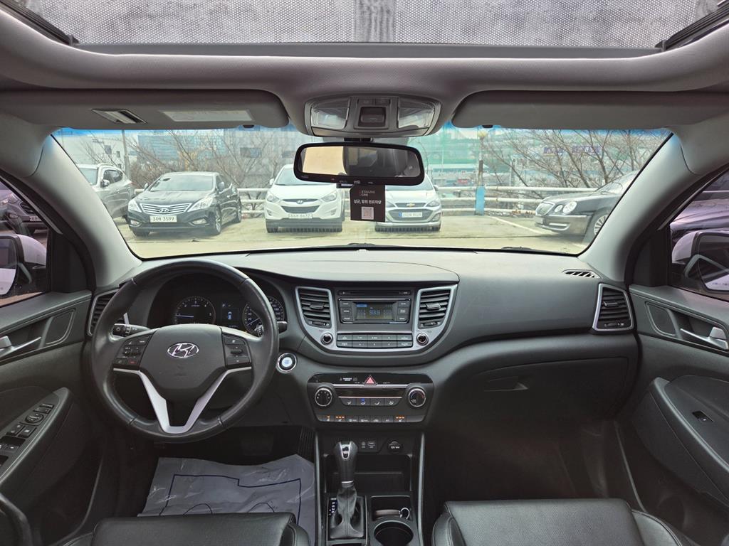 HYUNDAI Tucson - Vista 6