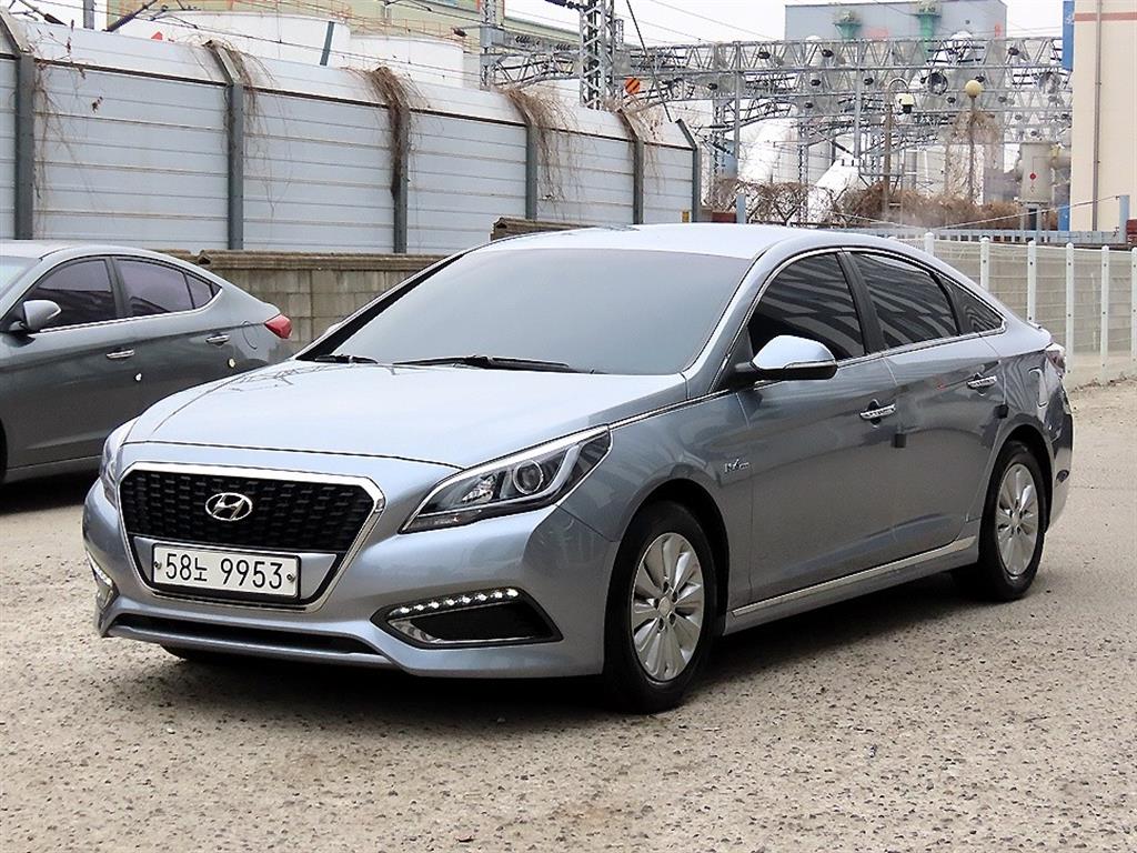 HYUNDAI Sonata - Vista 2