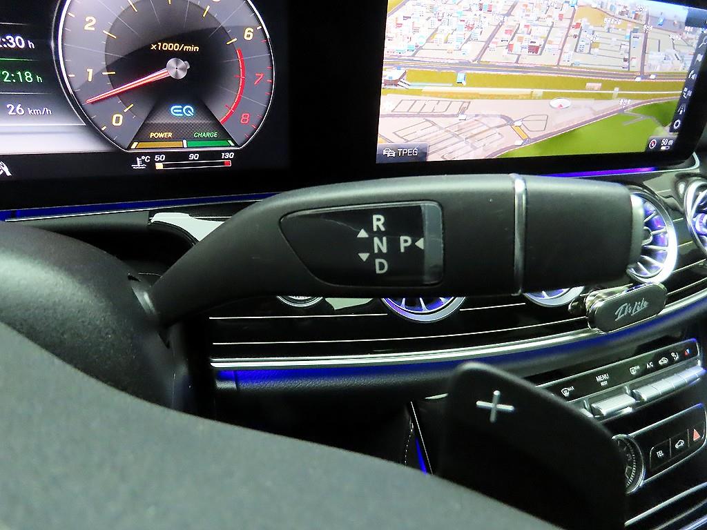 Mercedes Benz CLS Class - Vista 10