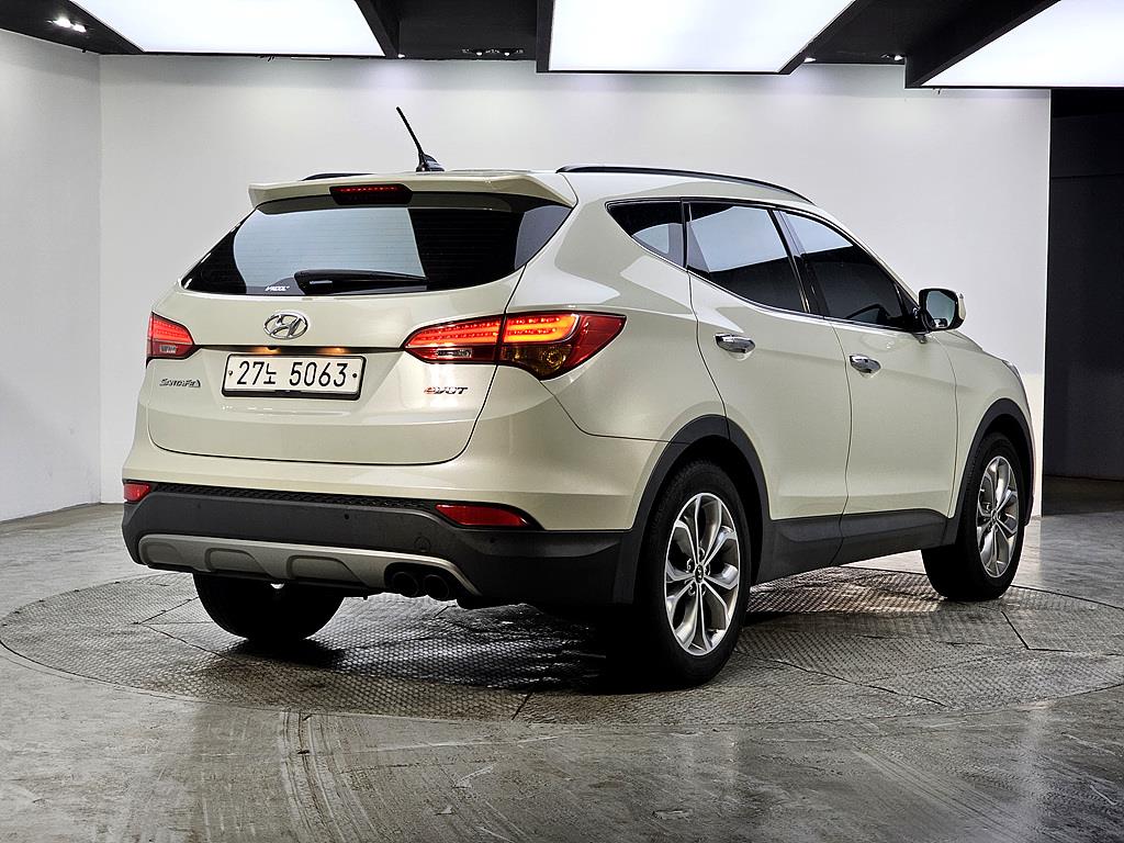 HYUNDAI Santa Fe - Vista 4