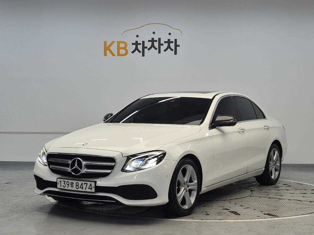 Mercedes Benz E class 2017 Blanco - Importación desde Corea - HF Imports Iquique - Foto 1
