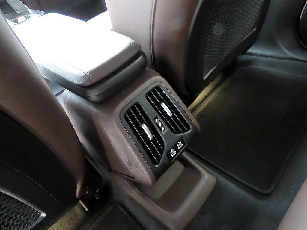 BMW iX1 2023 Blanco - Importación desde Corea - HF Imports Iquique - Foto 15