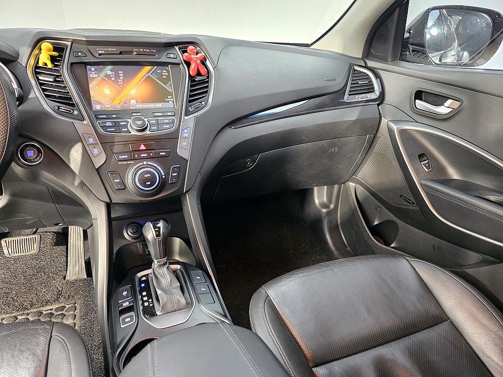 HYUNDAI Santa Fe - Vista 10