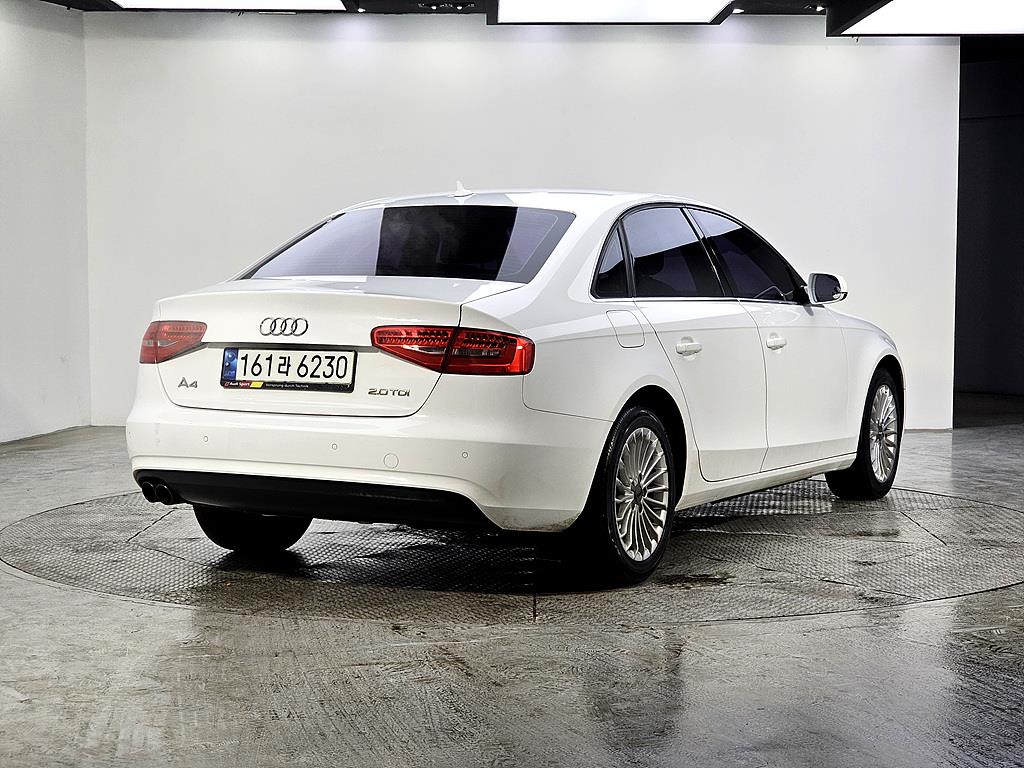 Audi A4 - Vista 4