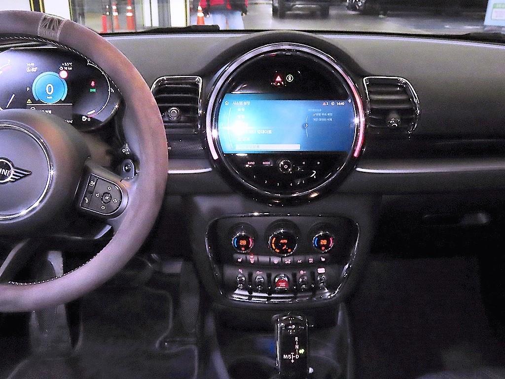 Mini Clubman - Vista 11