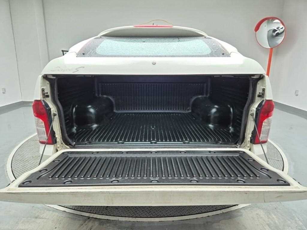 Ssangyong Korando 2016 Blanco - Importación desde Corea - HF Imports Iquique - Foto 18