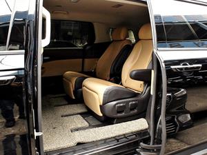 KIA Carnival - Vista 12