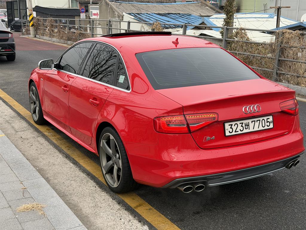 Audi S4 - Vista 4