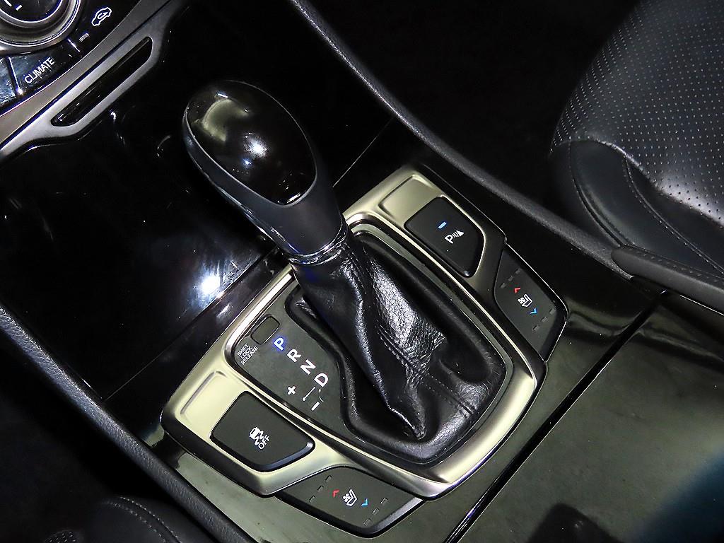 HYUNDAI Grandeur - Vista 12