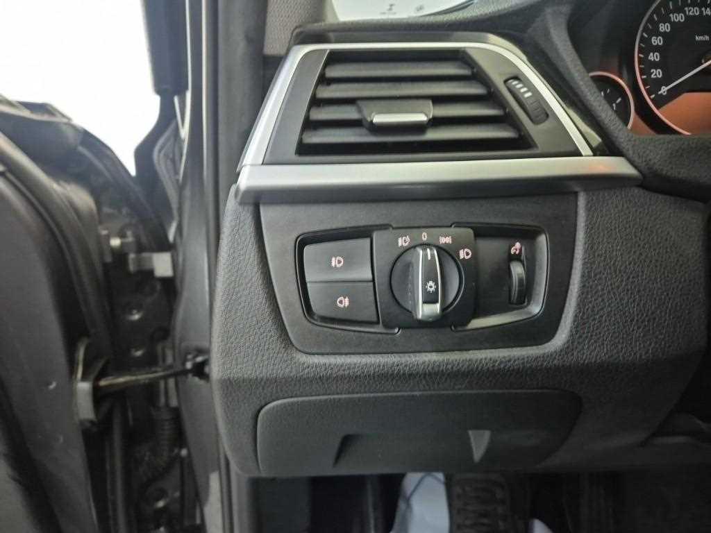 BMW 3 series 2017 Gris - Importación desde Corea - HF Imports Iquique - Foto 17