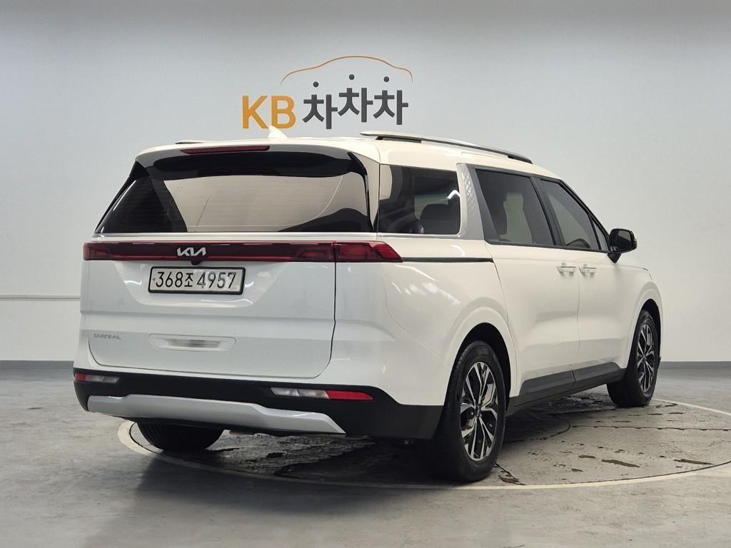 KIA Carnival - Vista 3