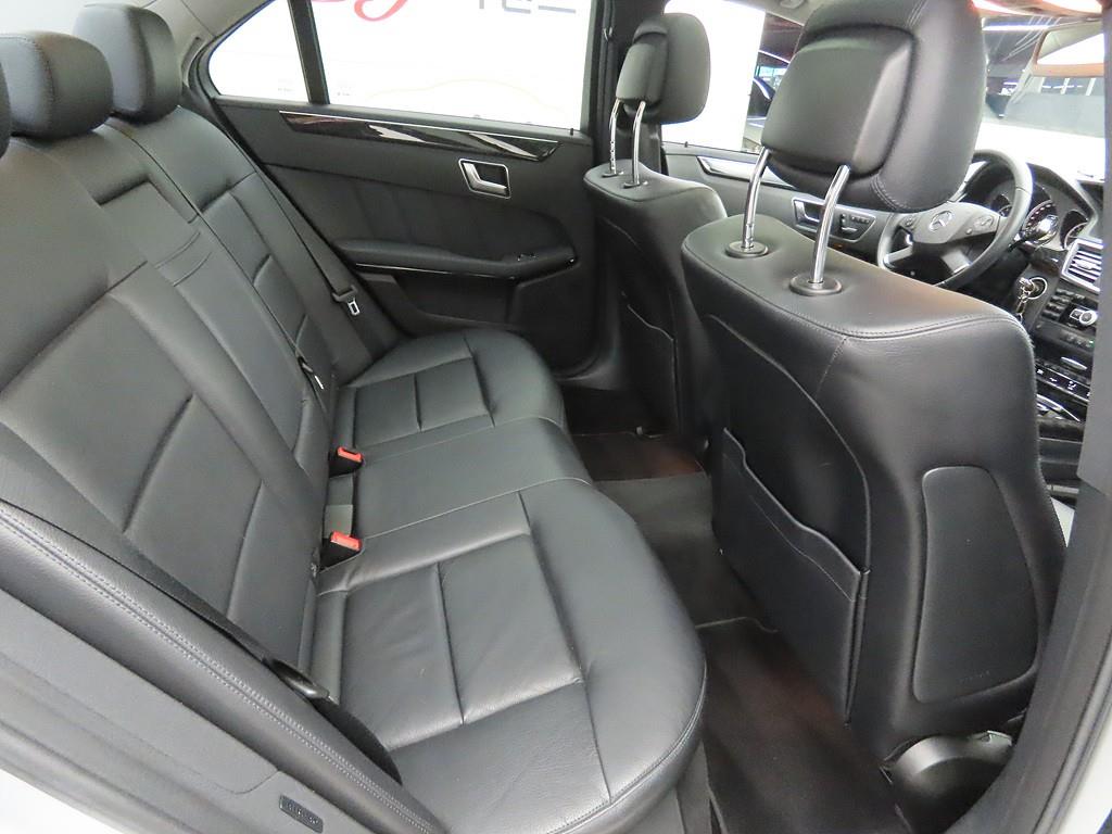 Mercedes Benz E class - Vista 9