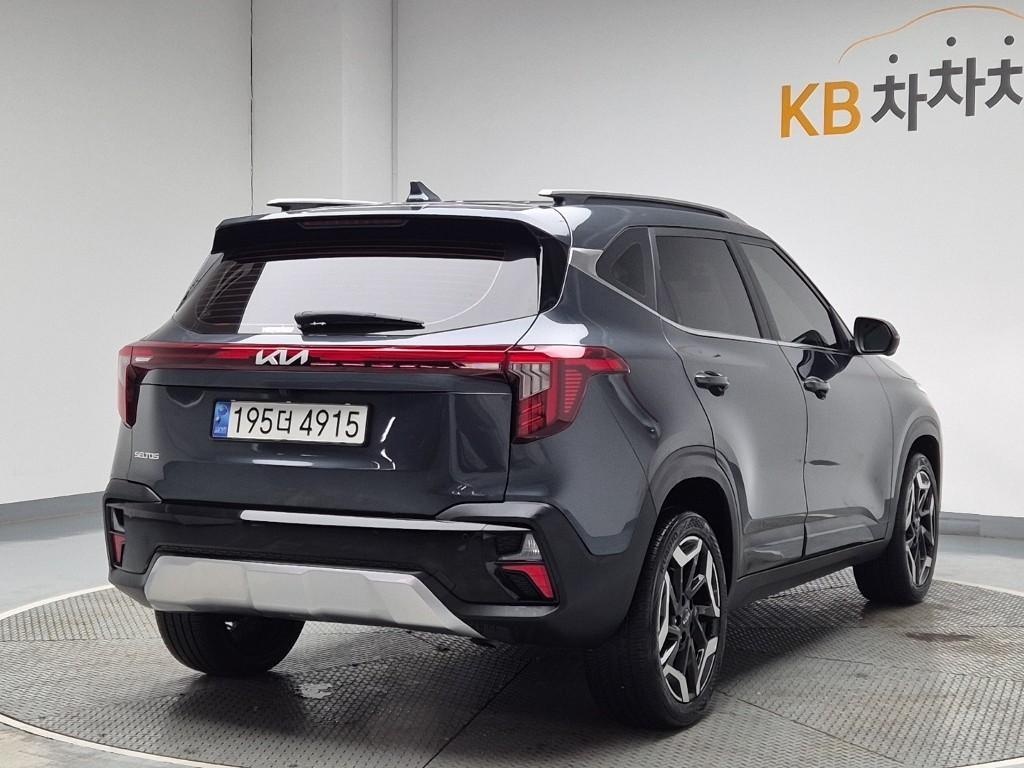 KIA Seltos - Vista 2