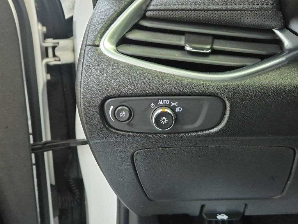 Chevrolet Malibu 2021 Blanco - Importación desde Corea - HF Imports Iquique - Foto 17