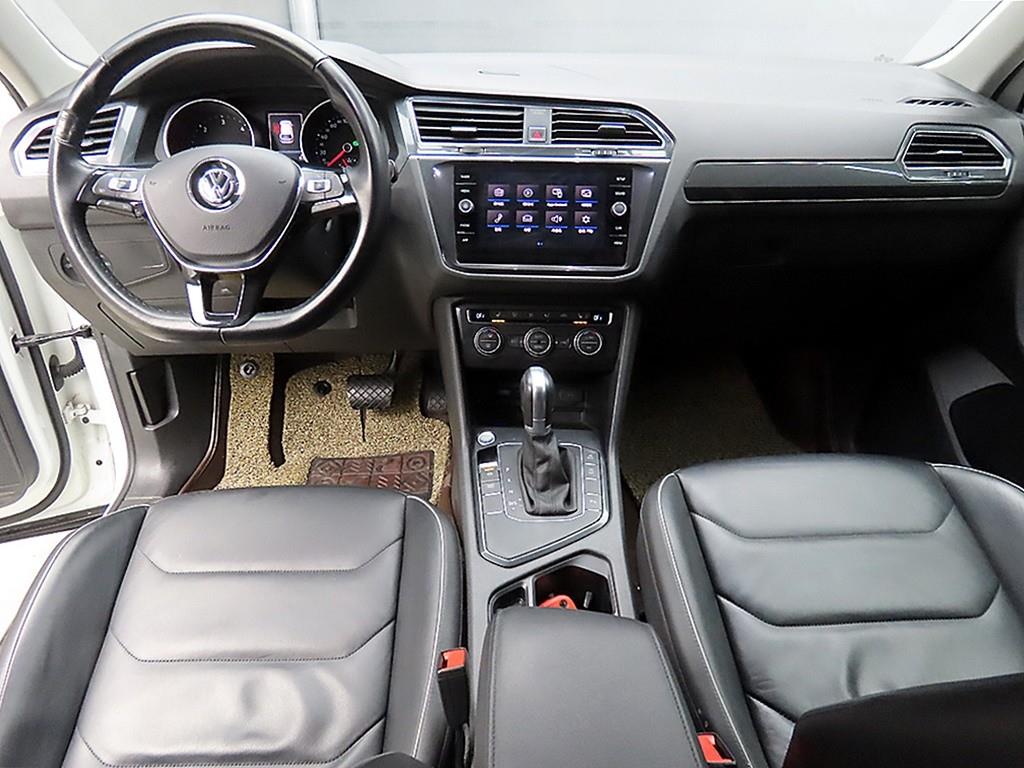 Volkswagen Tiguan - Vista 7