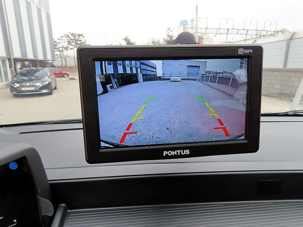 HYUNDAI Staria 2025 Negro - Importación desde Corea - HF Imports Iquique - Foto 17