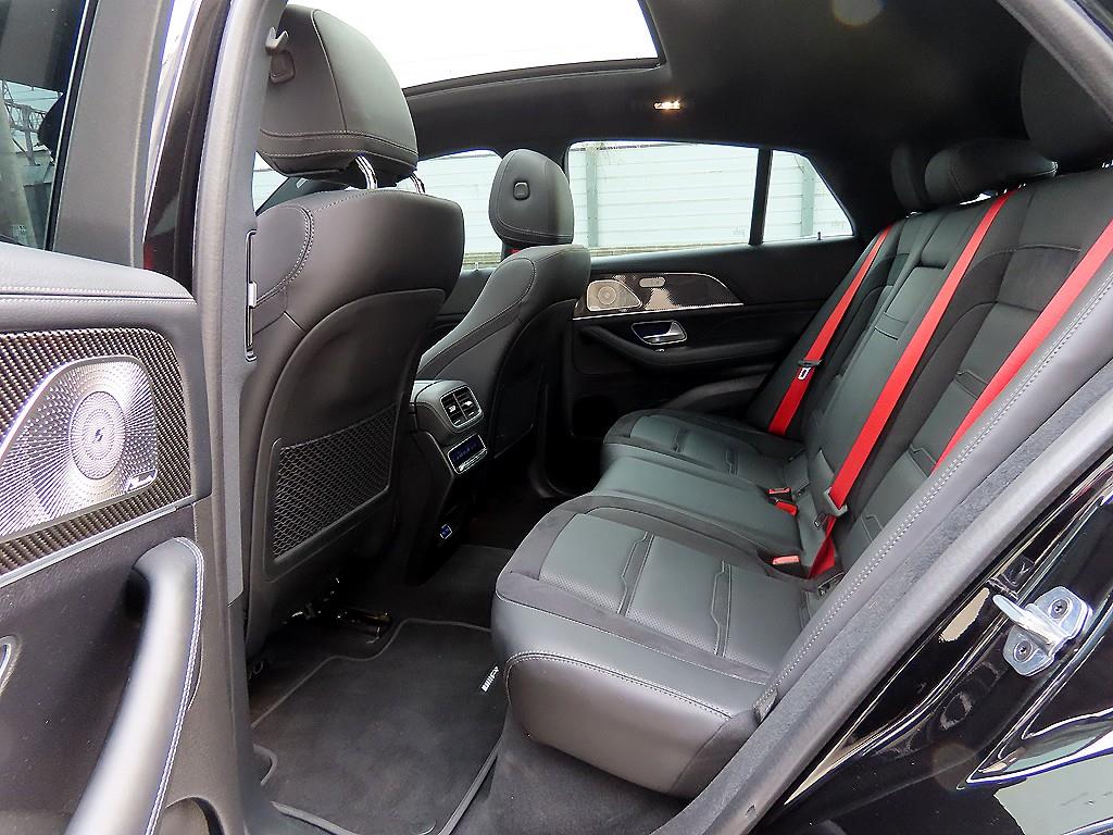 Mercedes Benz GLE Class - Vista 6