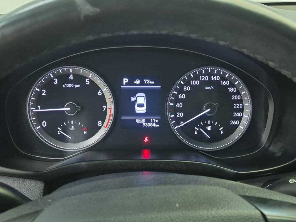 HYUNDAI Grandeur - Vista 6