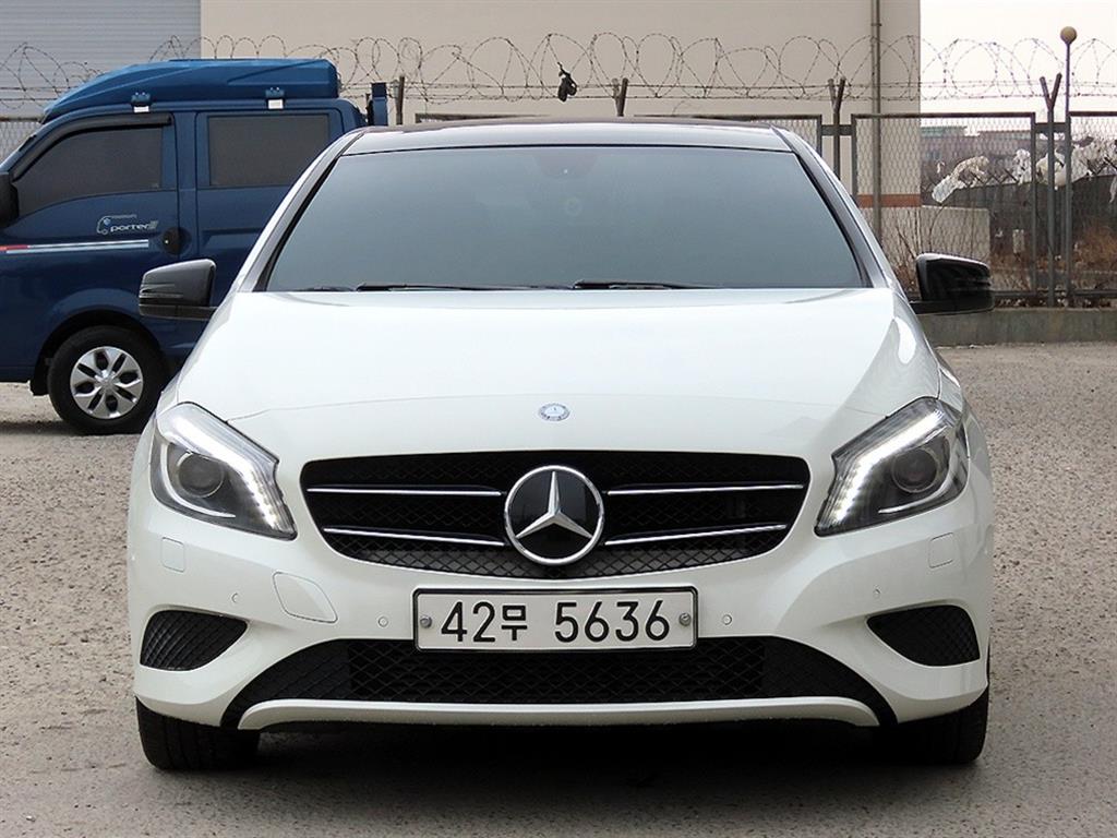 Mercedes Benz A Class 2015 Blanco - Importación desde Corea - HF Imports Iquique - Foto 1