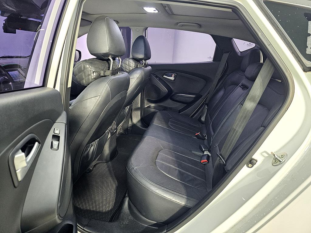 HYUNDAI Tucson - Vista 9