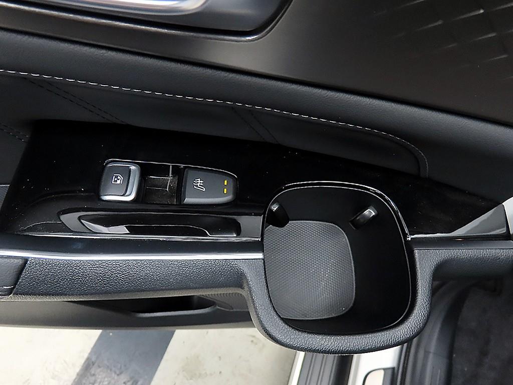 KIA Sorento - Vista 12