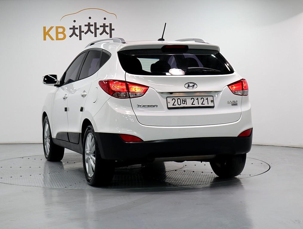 HYUNDAI Tucson - Vista 4