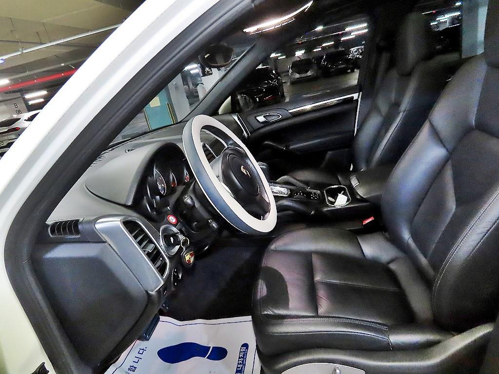 Porsche Cayenne - Vista 6