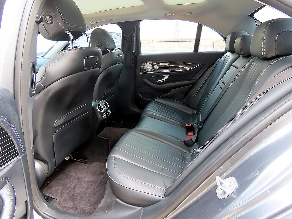 Mercedes Benz E class - Vista 6