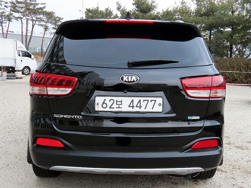 KIA Sorento - Vista 4