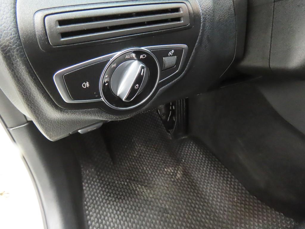 Mercedes Benz C Class - Vista 10