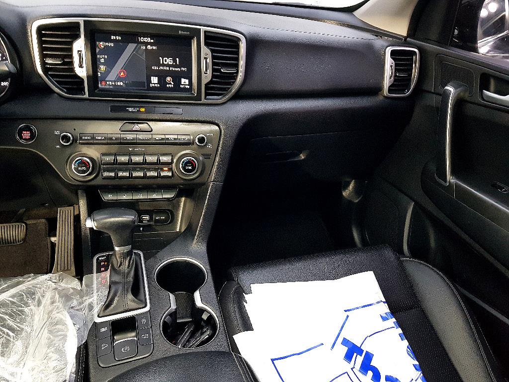 KIA Sportage - Vista 10