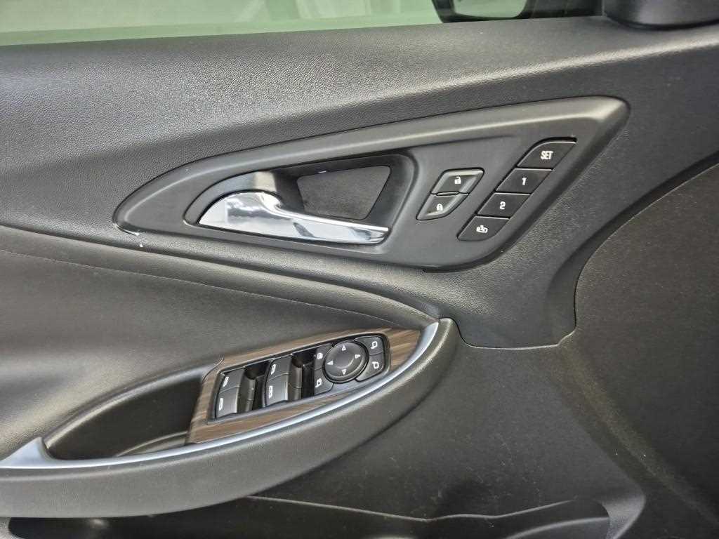 Chevrolet Malibu 2021 Blanco - Importación desde Corea - HF Imports Iquique - Foto 18